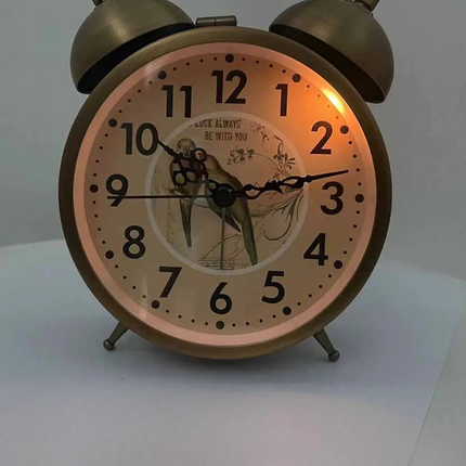 Sveglia vintage a batteria con campanelli