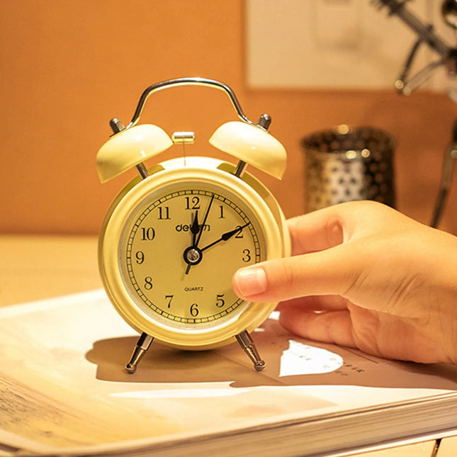 Sveglia vintage beige con campanelli