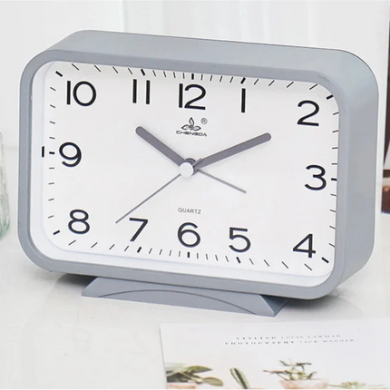 Sveglia analogica rettangolare da tavolo