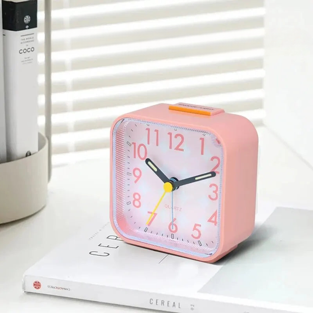 Sveglia analogica rosa per bambina