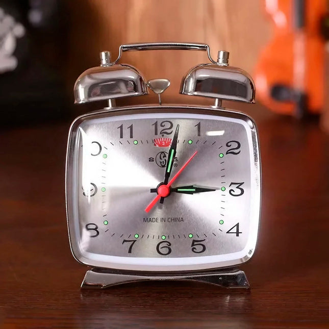 Sveglia meccanica quadrata stile retrò