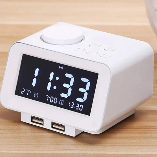 Radiosveglia digitale con doppia porta USB