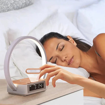 Lampada sveglia con caricatore wireless design