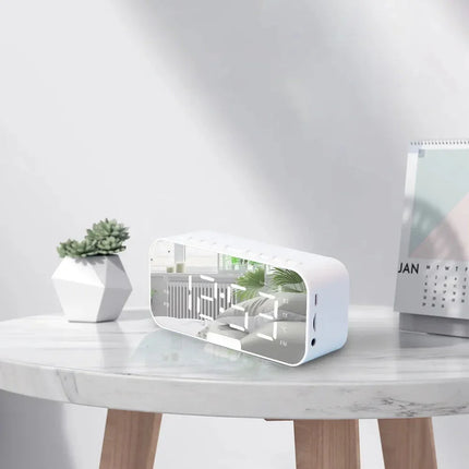 Sveglia digitale connessa con altoparlante