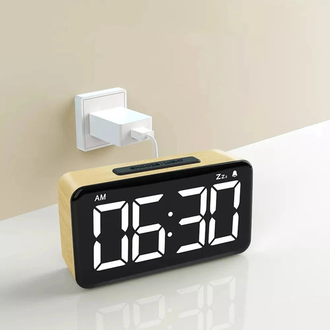 Sveglia luminosa con numeri grandi