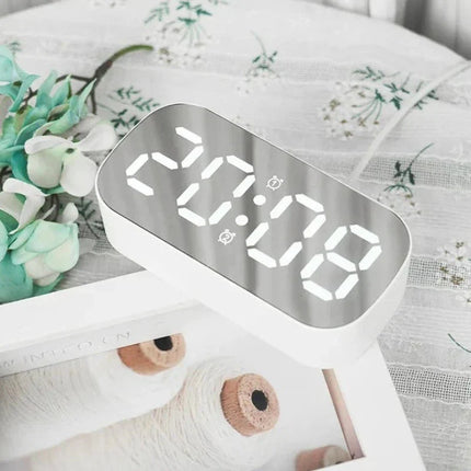 Sveglia digitale a specchio con cavo