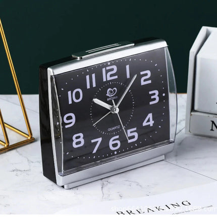 Sveglia per anziani con numeri grandi