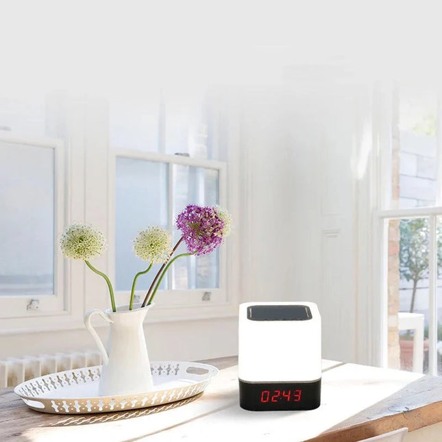 Lampada sveglia con luce notturna colorata