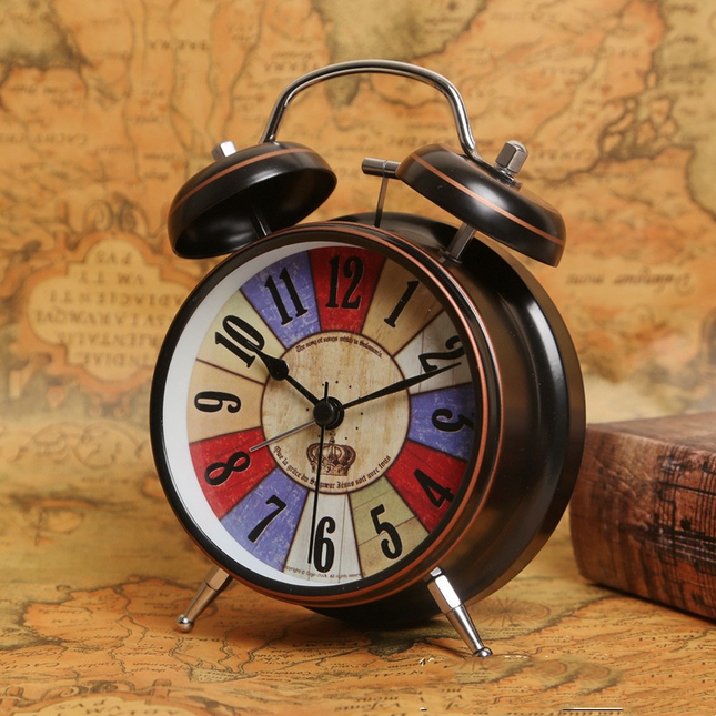Sveglia vintage con doppia campana